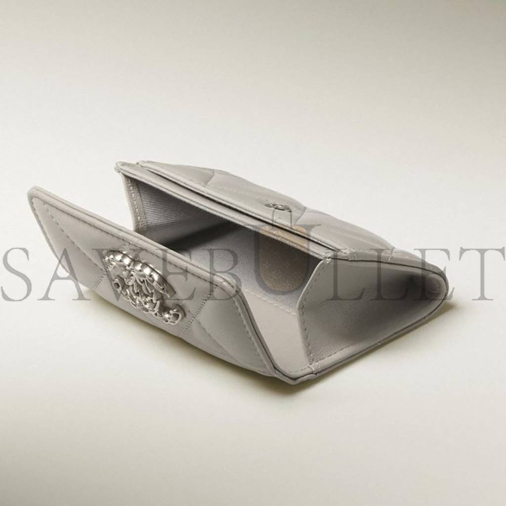 Ch*el Ch*el 19 flap card holder ap1790 b07327 nj530 (11.3*7.5*2.1cm)